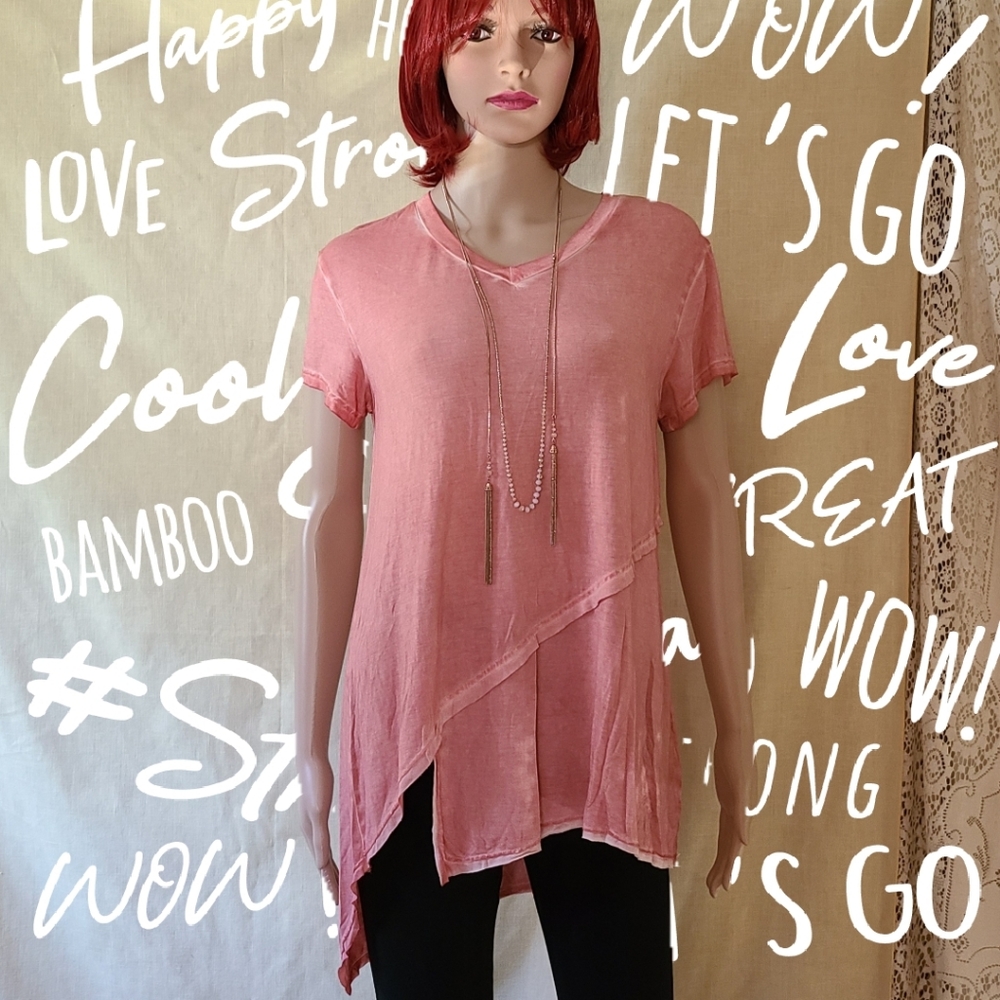 NWT💋I LOVE brand Long V-Neck Tunic T-shirt ❤